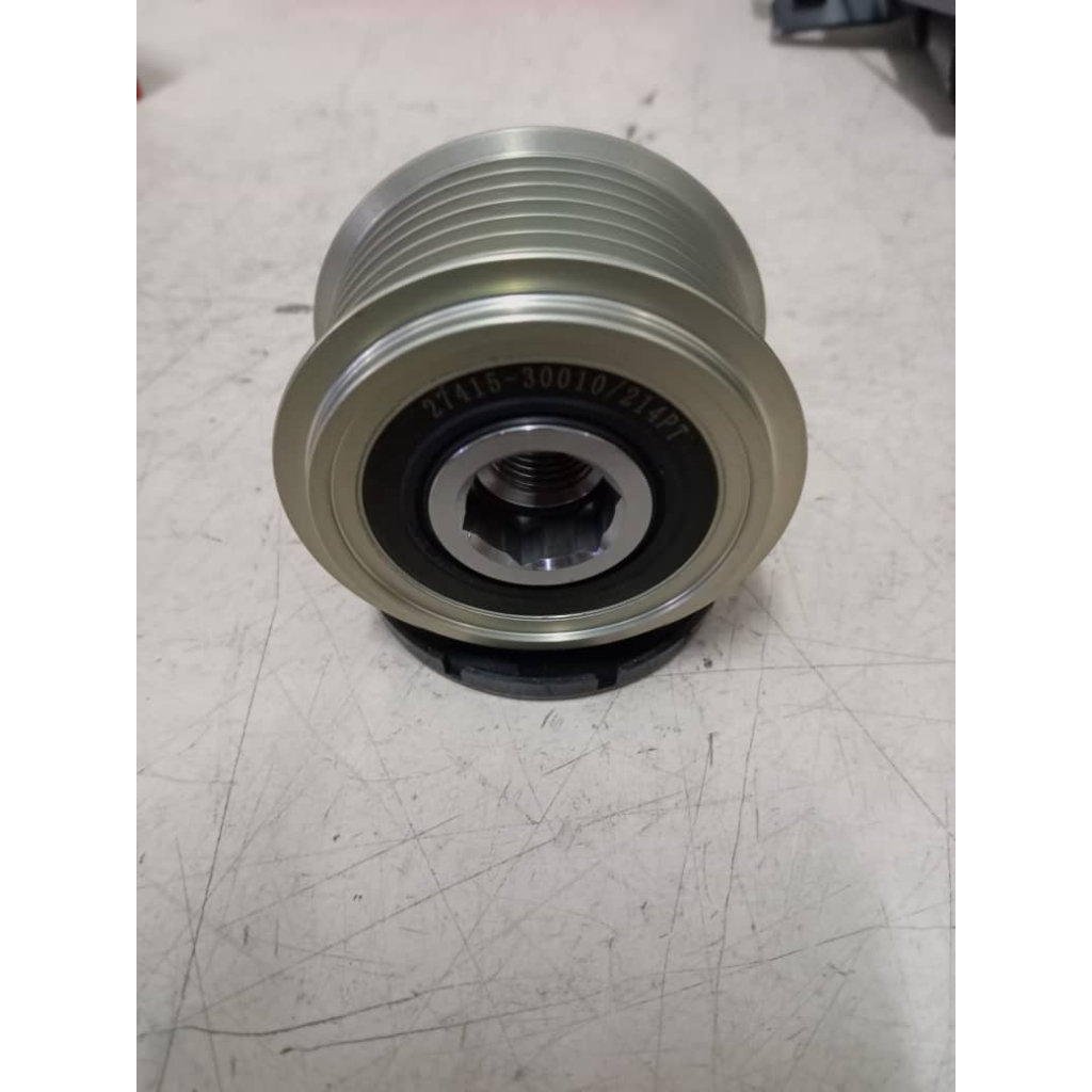 27415-30010 รอกไดชาร์จสําหรับ Toyota Hiace KDH200, Hilux GUN125 2.4, Innova GUN142 (7PK-17mm)
