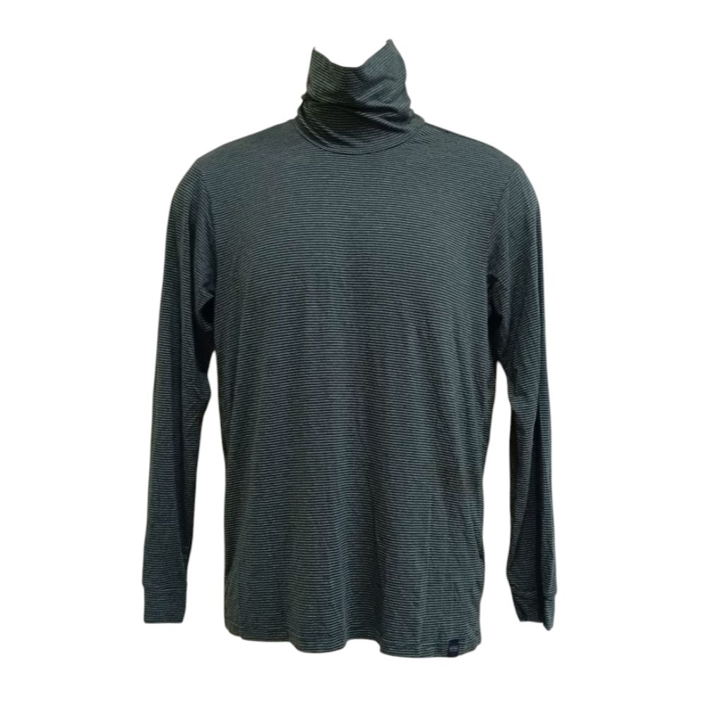 MH123 - (L) UNIQLO HEATTECH MEN เสื้อเชิ้ตคอเต่าที่อบอุ่นด้านใน