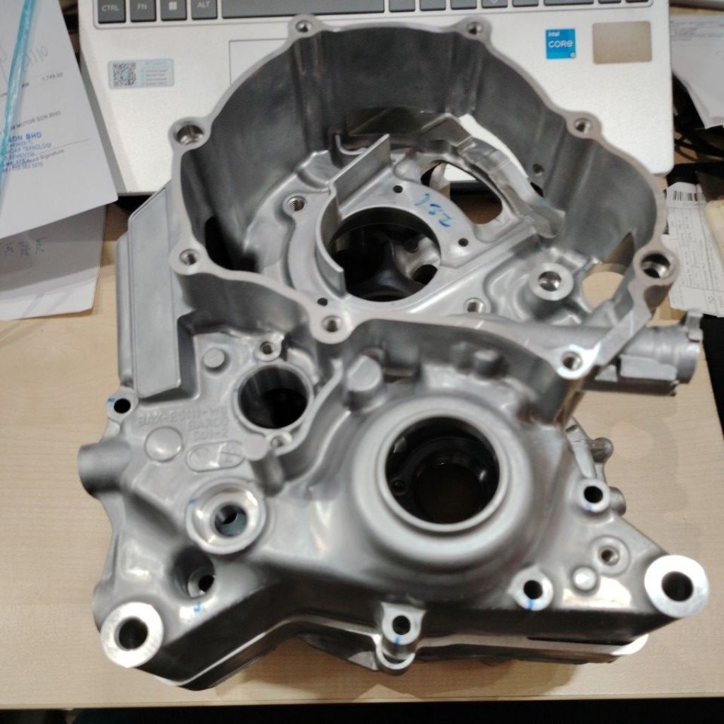 CRANKCASE CRANK CASE ENGINE Y16ZR Y16ZR ABS ( TAK ADA NOMBO ENGINE ) ENJIN LH RH 1SET