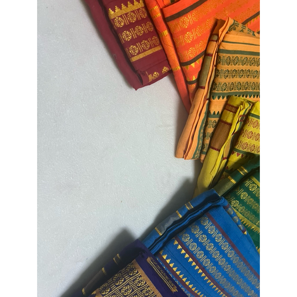 8x4 ผ้าฝ้าย Veshti Utraham ชายแดน