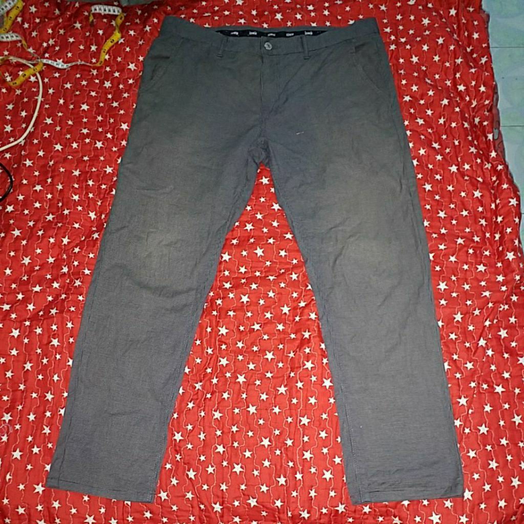 EDWIN STRETCH JEANS SIZE 36X38 INCH