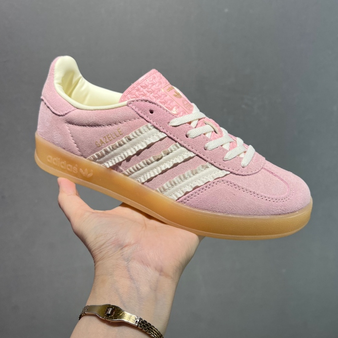 Gazelle Indoor Trainers Retro Classic Low Top Casual Board Shoes สีชมพูอ่อน