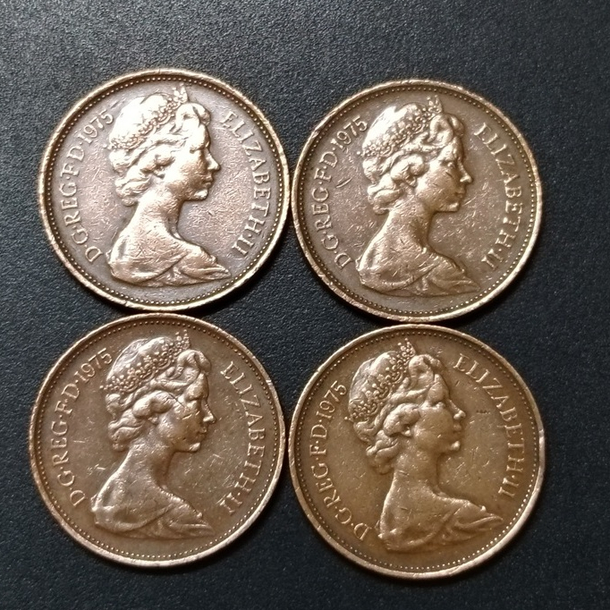 UK Queen Elizabeth II 2 New Pence 1975 ( x 4 )