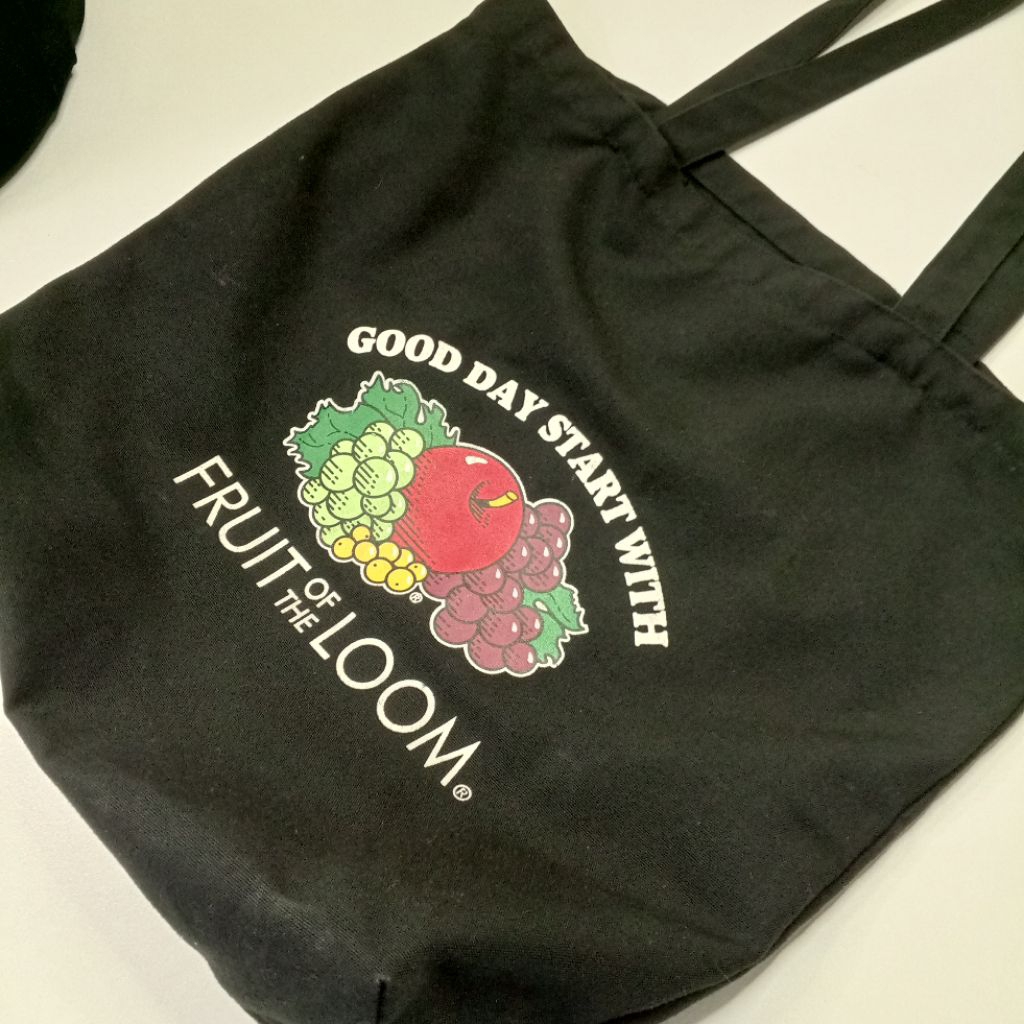 กระเป๋าโท้ต Fruit of The Loom