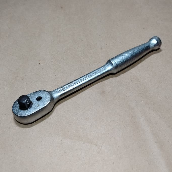 ELORA No.870-1-U 3/8" ไดรฟ์ 8" Chrom-Vanadium Reversible Ratchet [MADE IN WEST GERMANY]
