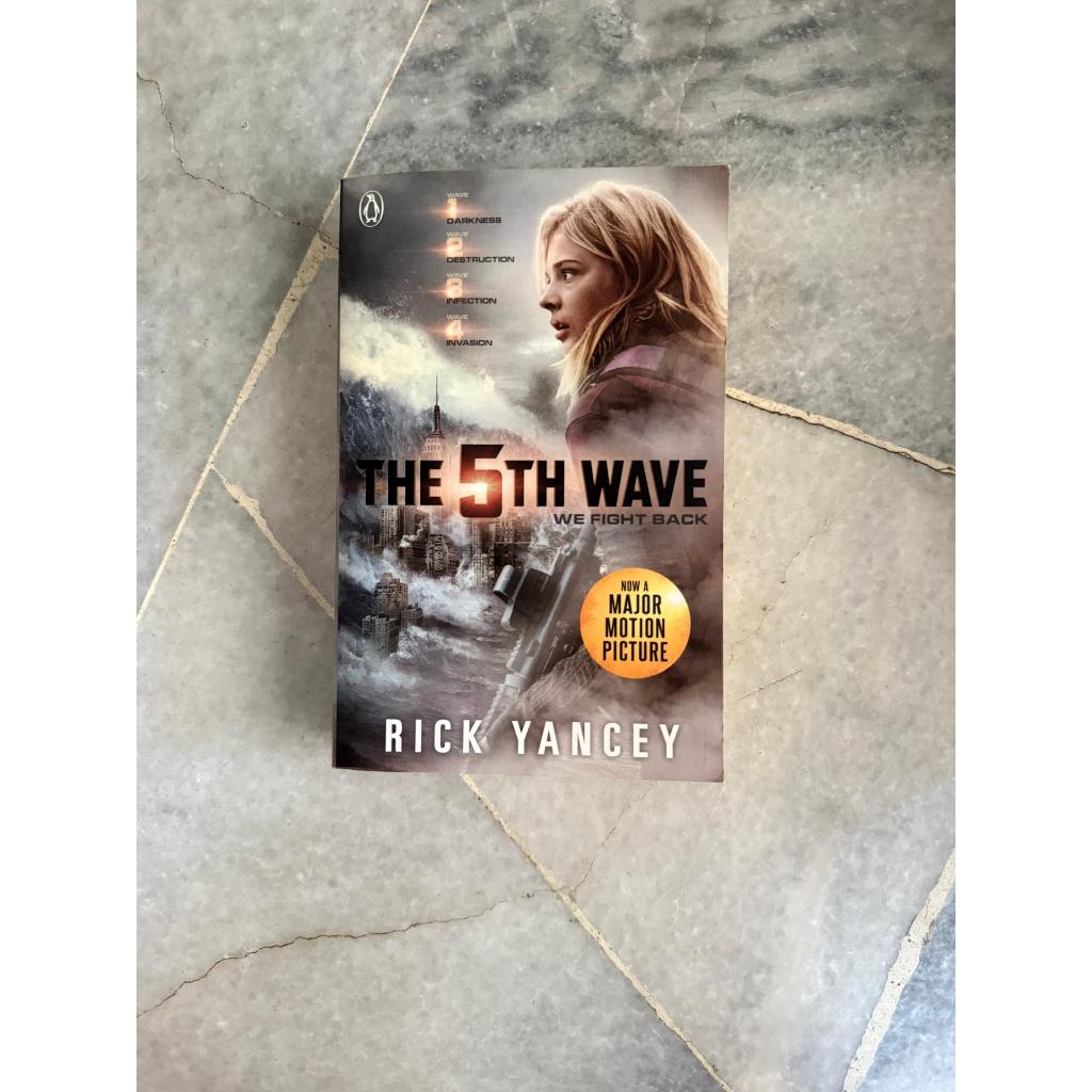 Movies Series Book Cover Used Book : The 5th Wave, 13 Reasons Why, Everything, Love, Rosie