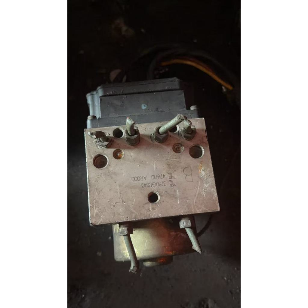 Nissan Xtrail T30 ABS Pump Nissan Xtrail T30 (USED HALFCUT)
