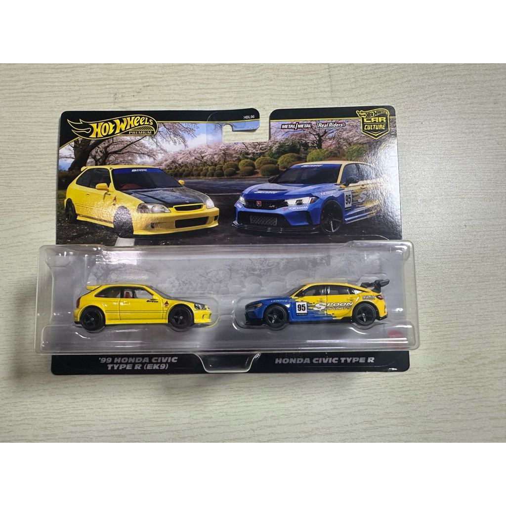 HOTWHEELS PREMIUM TWIN PACK HONDA CIVIC EK9 & HONDA CIVIC TYPE R