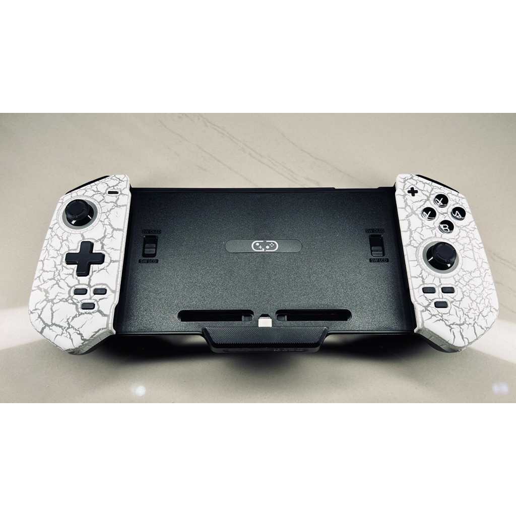 JC300 คอนโทรลเลอร์เกม GRIP ONE PIECE