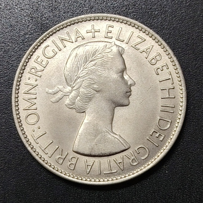 UK Queen Elizabeth II 1/2 Crown 1953