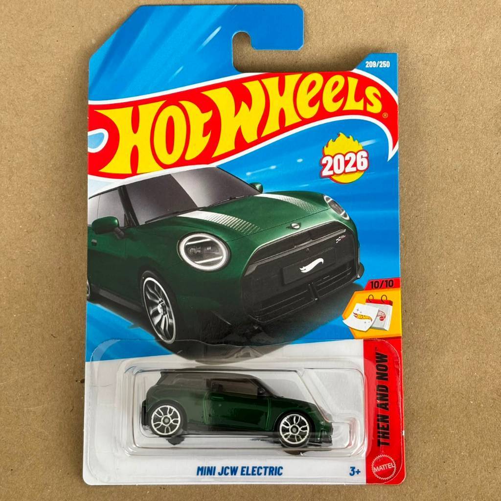 Hot Wheels Mini JCW Electric - สีเขียว ( 209/250 - 2025 Mix Q - THEN และ NOW 10/10 ) - ใหม่สําหรับ 2