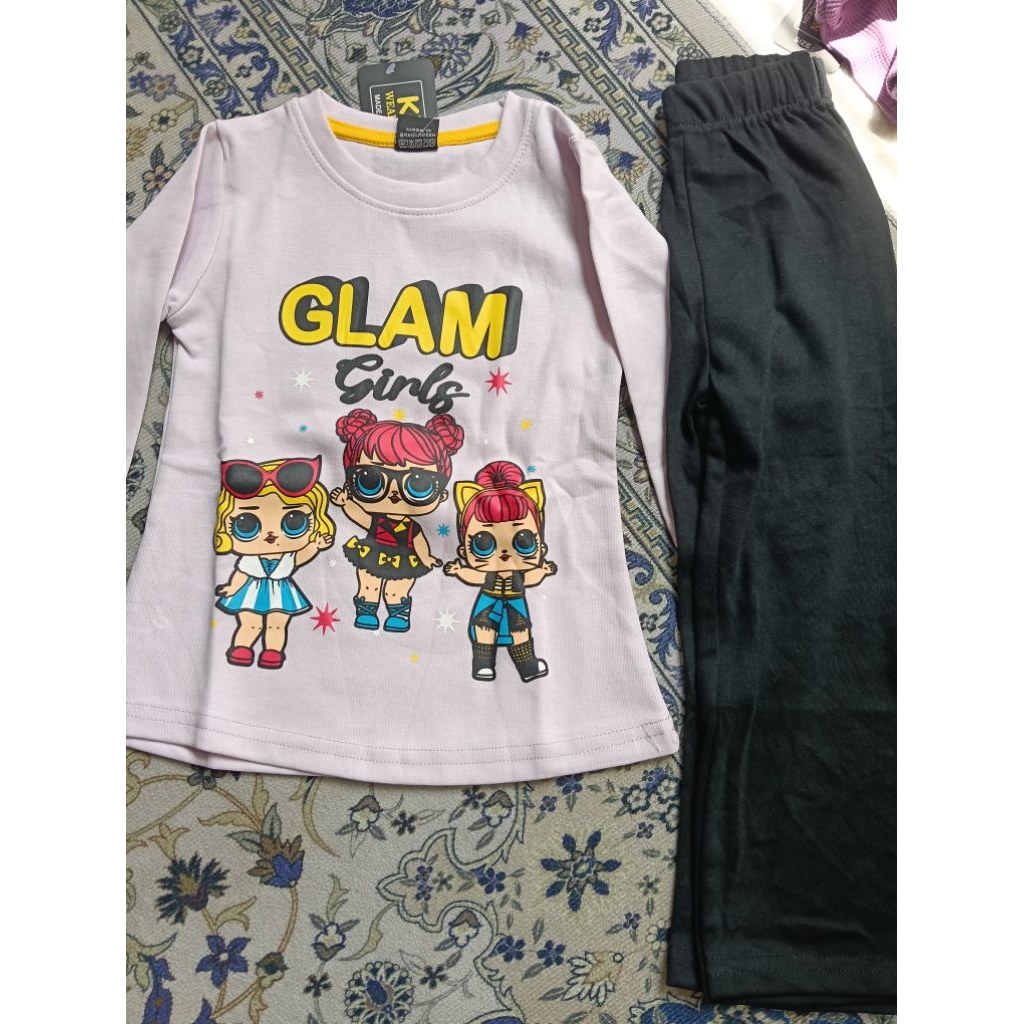 Pyjamas เสนอเด็กสด**