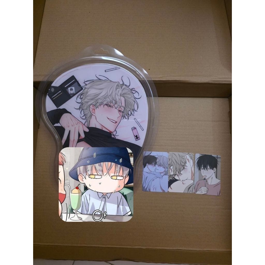 น้ําต่ําใน Twilight Mousepad Photocard Manhwa อะนิเมะมังงะ BL Lezhin Bomtoon