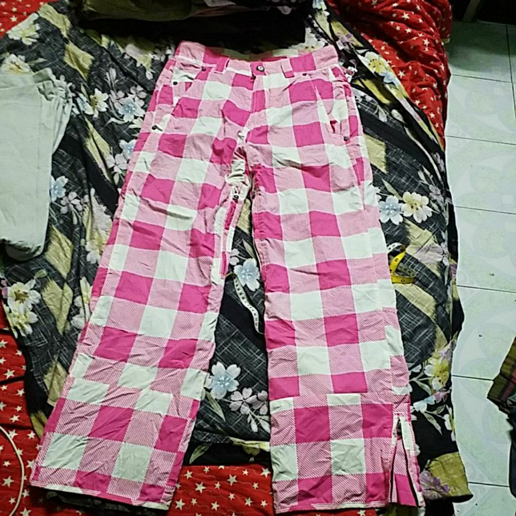 WOMEN HIKING PANT XANDI SIZE 31X43 INCH
