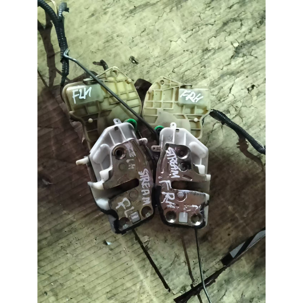 ล็อคประตู HONDA STREAM FRONT RH LH HONDA STREAM (USED HALFCUT)