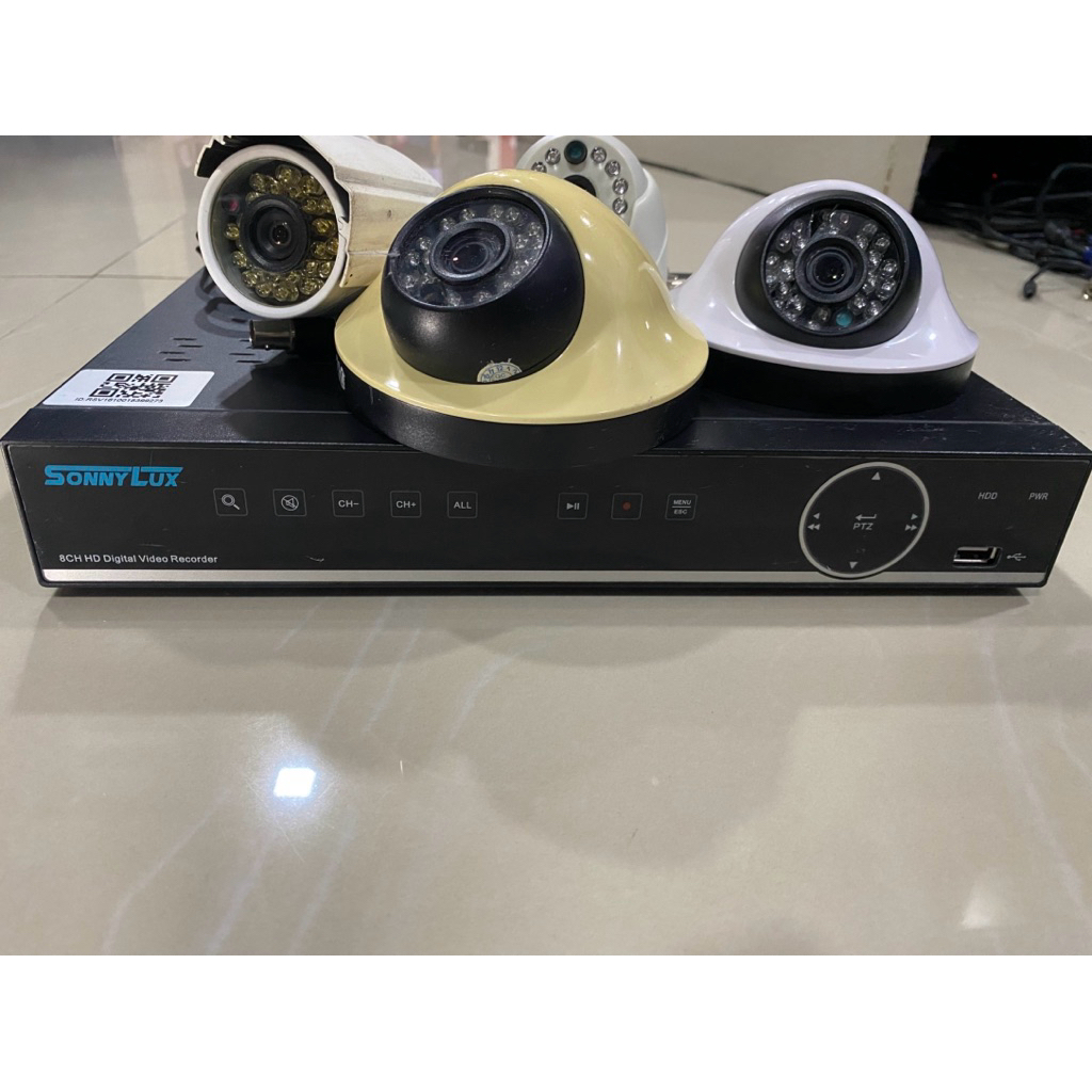 Analog Ahd กล้องวงจรปิด DVR Recorder 8ch ฟรีกล้องและ 1Tb Hdd Refurbished