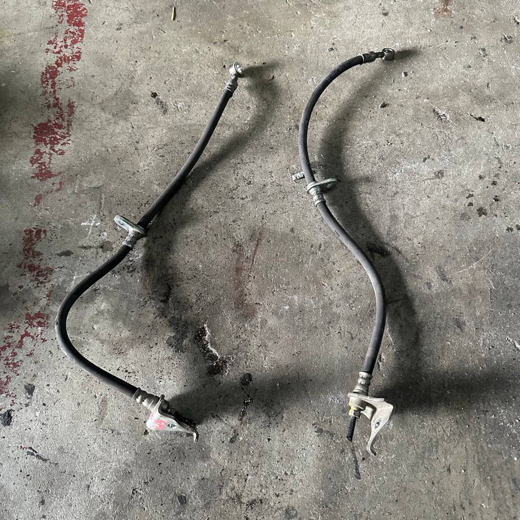ท่อเบรคหน้า Honda Jazz GE พร้อมขายึด USED FROM JAPAN