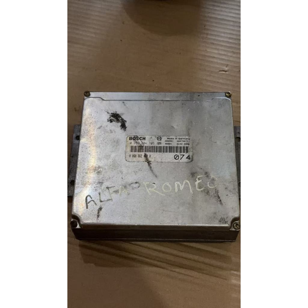Alfa Romeo 156/166 2.4 JTD ECU (0281001705) Alfa Romeo 156/166 (ใช้แล้ว HALCUT)