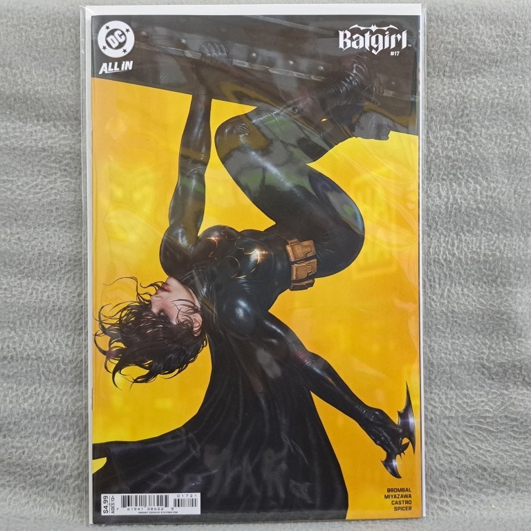 Batgirl 17 Kyuyong Eom Variant (การ์ตูน DC 2024) Tate Brombal, Takeshi Miyazawa