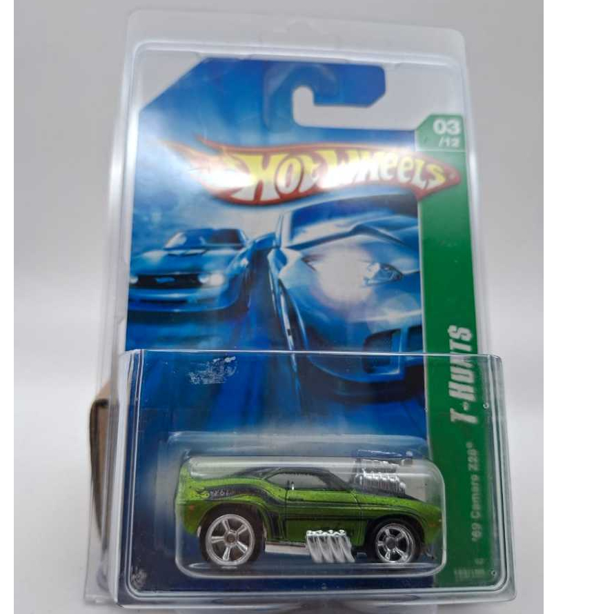 HOT WHEELS SUPER TREASURE HUNT STH 69 CAMARO Z28 (SOFT CORNER , CREASE CARD) รวม