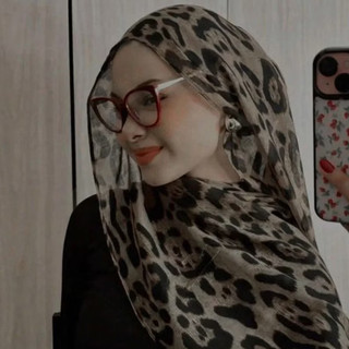 Nelia Leopard Printed Shawl Cotton Voile Hijab Scarf Premium Tudung Muslimah Soft Headscarf