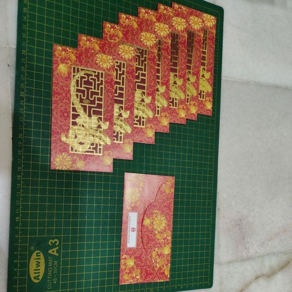 ธนาคารสาธารณะ gold wording ang pow แพ็คเก็ตสีแดง 8 ชิ้น