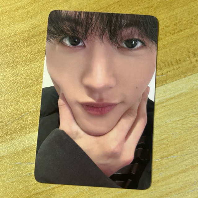 เครื่องหมายอย่างเป็นทางการ PHOTOCARD BEAT IT UP EVERLINE VIDEO CALL EVENT