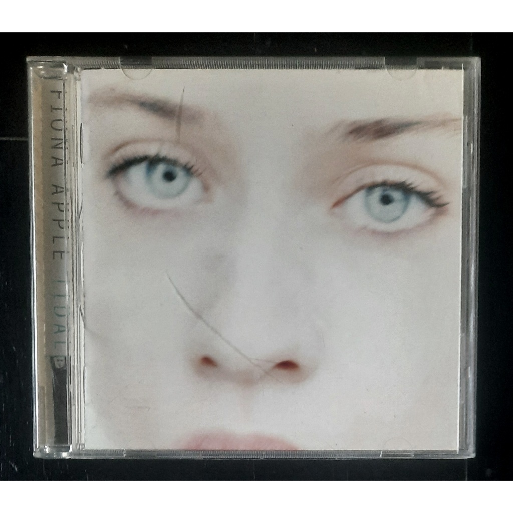 Fiona Apple – Tidal SRCS 8102 (Japanese Used CD. 1996 Pressing)