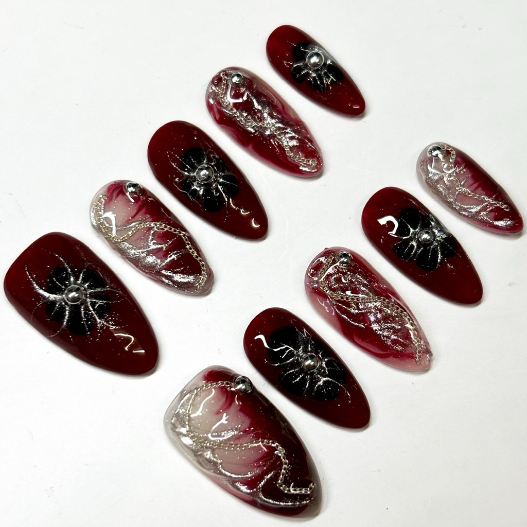 Rebellle Handmade Press-On Nails (Miss Redflag Collection)