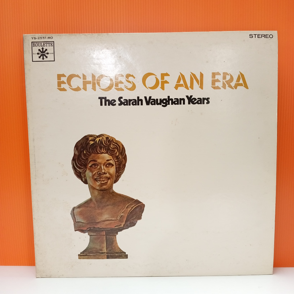 RR17-41 LP TERPAKAI [ SARAH VAUGHAN - ECHOES OF AN ERA: THE SARAH VAUGHAN YEARS ] LP ใช้แล้ว < G >