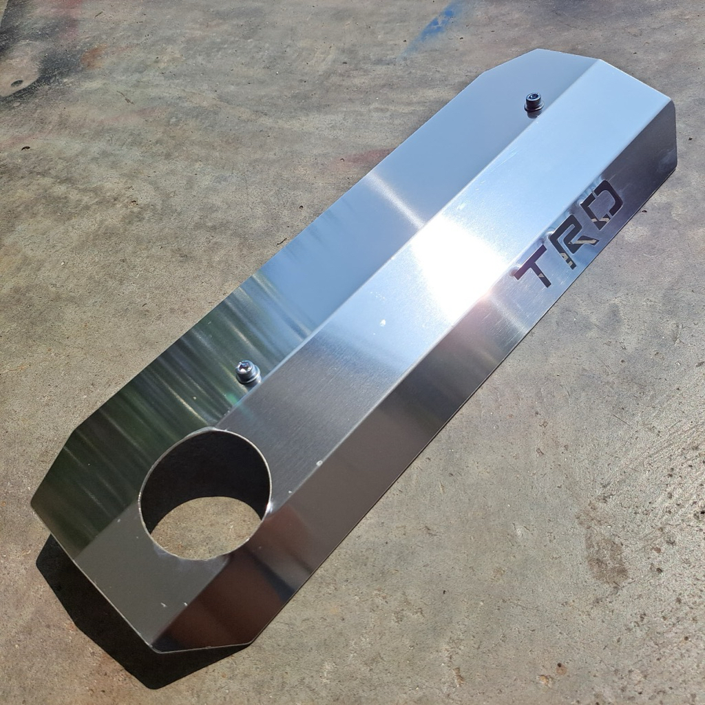 TOYOTA WISH CALDILNA IPSUM RAV4 1AZ-FE D4 1AZ-FSE 2.0L TRD สไตล์เครื่องยนต์ฝาครอบ c/w Nut