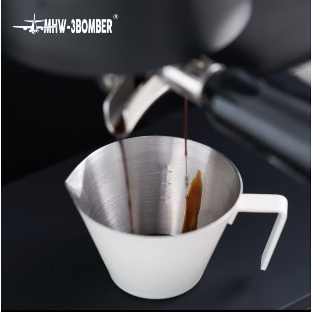 Mhw-3Bomber ถ้วยตวง 100ML