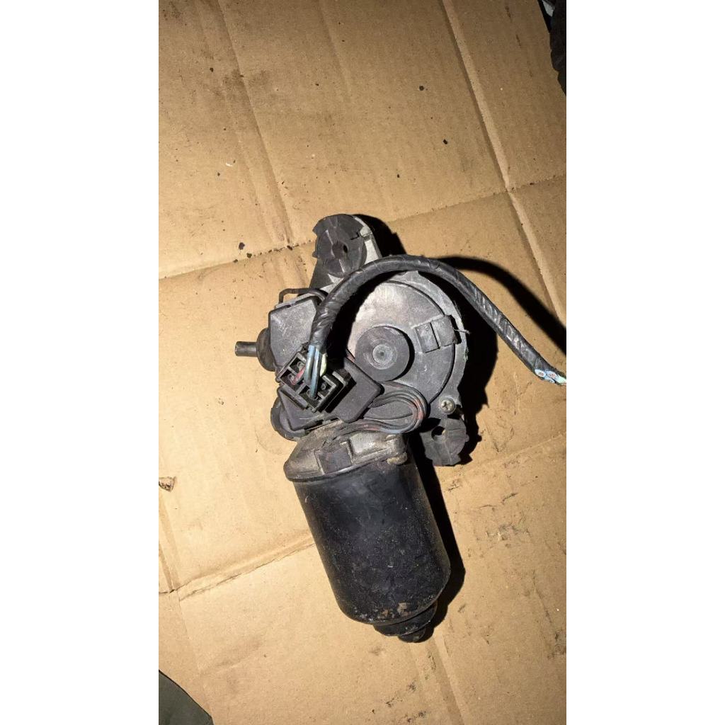 มอเตอร์ปัดน้ําฝนหน้า Toyota Corona ST171 Depan Toyota Corona ST171 (มือสอง)