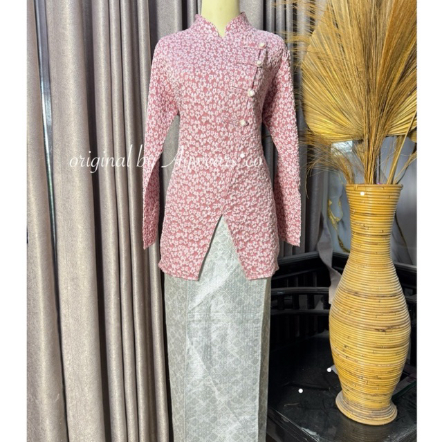 Aywears• Fuango Andini Party Kebaya