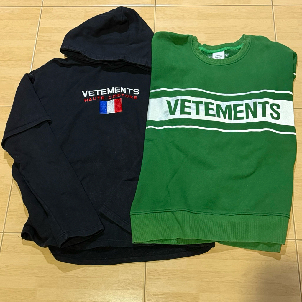 [ใช้แล้ว] เสื้อสเวตเตอร์มีฮู้ด VETEMENTS