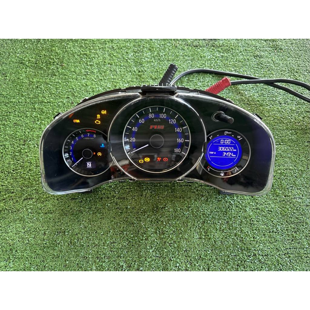 Honda jazz Fit GK RS Meter GK5 GP5 ใช้แล้วนําเข้า