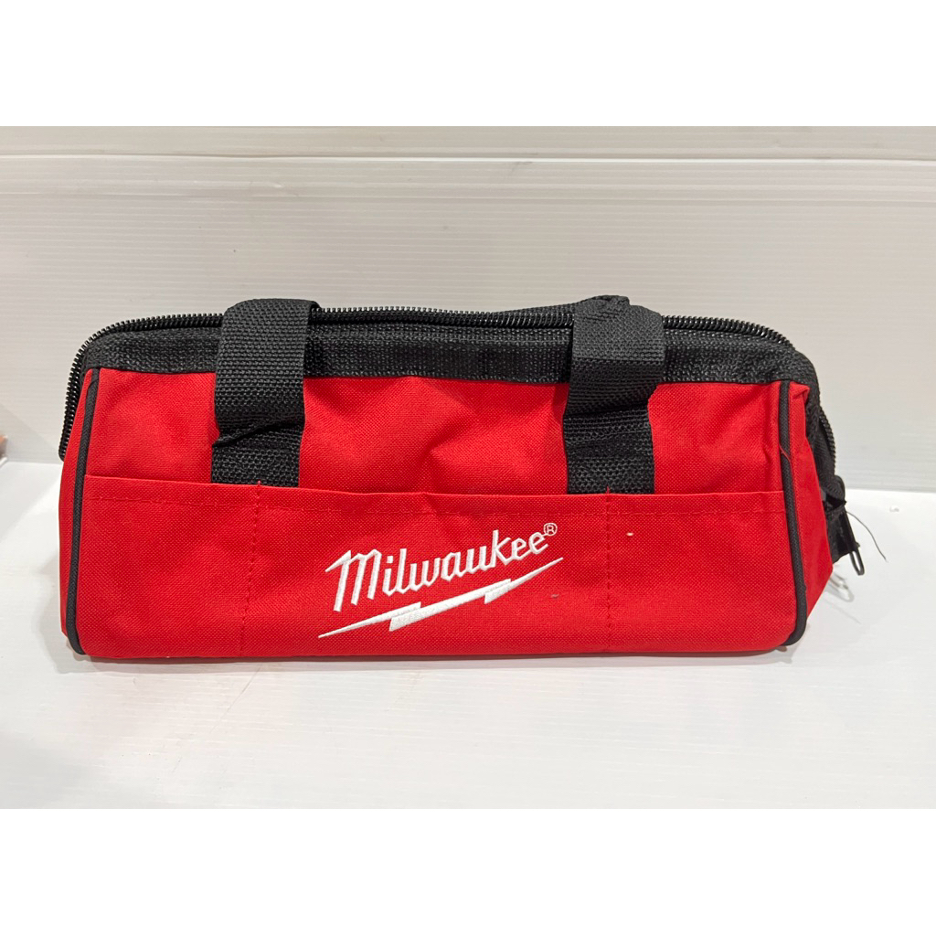 กระเป๋าใส่เครื่องมือพกพา Milwaukee 902048017 (เล็ก)