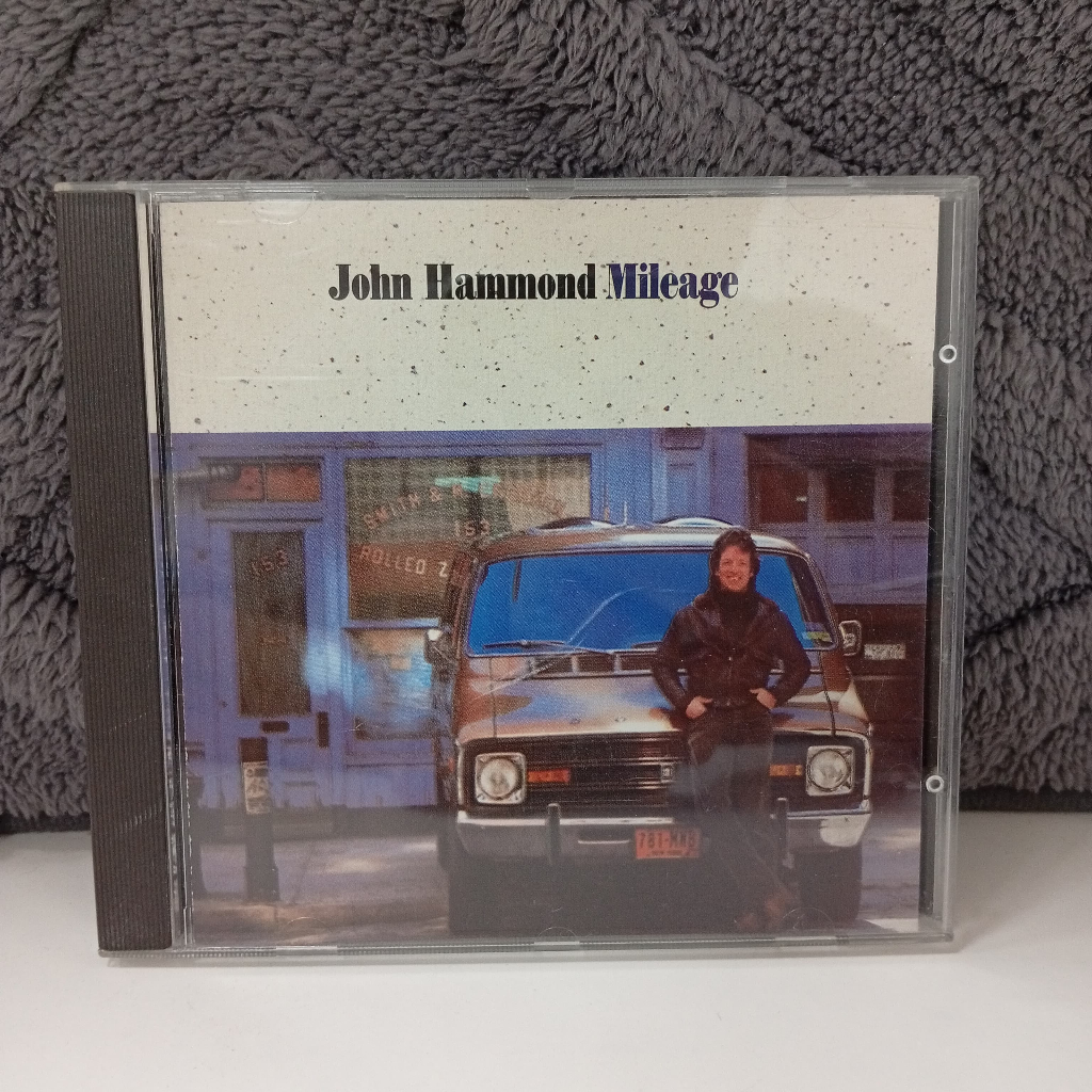K23-18 CD TERPAKAI [ JOHN HAMMOND - MILEAGE ] ซีดีมือสอง K23-18