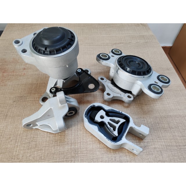 VOLVO V60 XC60 S60 2.0T T5 2012 ถึง 2018 เครื่องยนต์ MOUNTING RH LH ด้านหลัง TRANSMISSION GEAR BOX B
