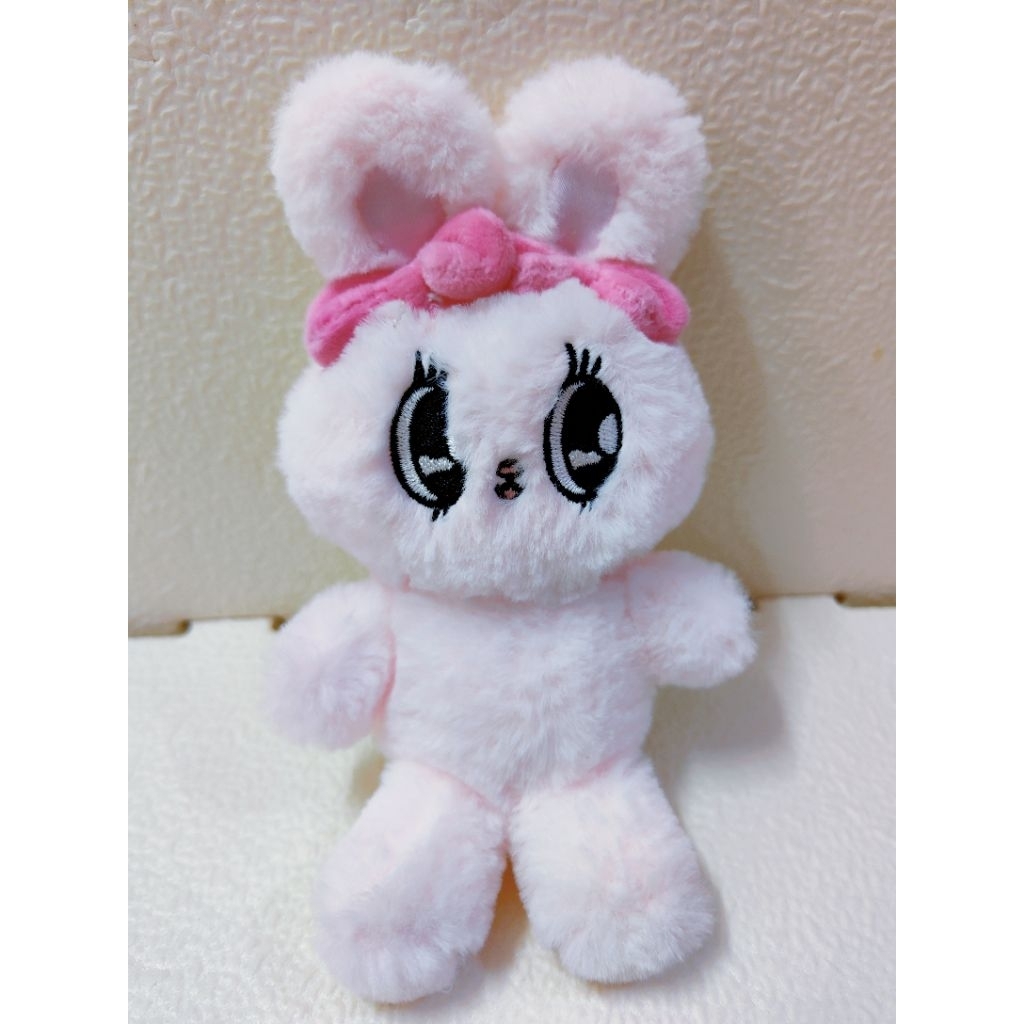 พวงกุญแจมาสคอต Esther Bunny SKC58B เสน่ห์พวงกุญแจของเล่นนุ่มก่อนรัก