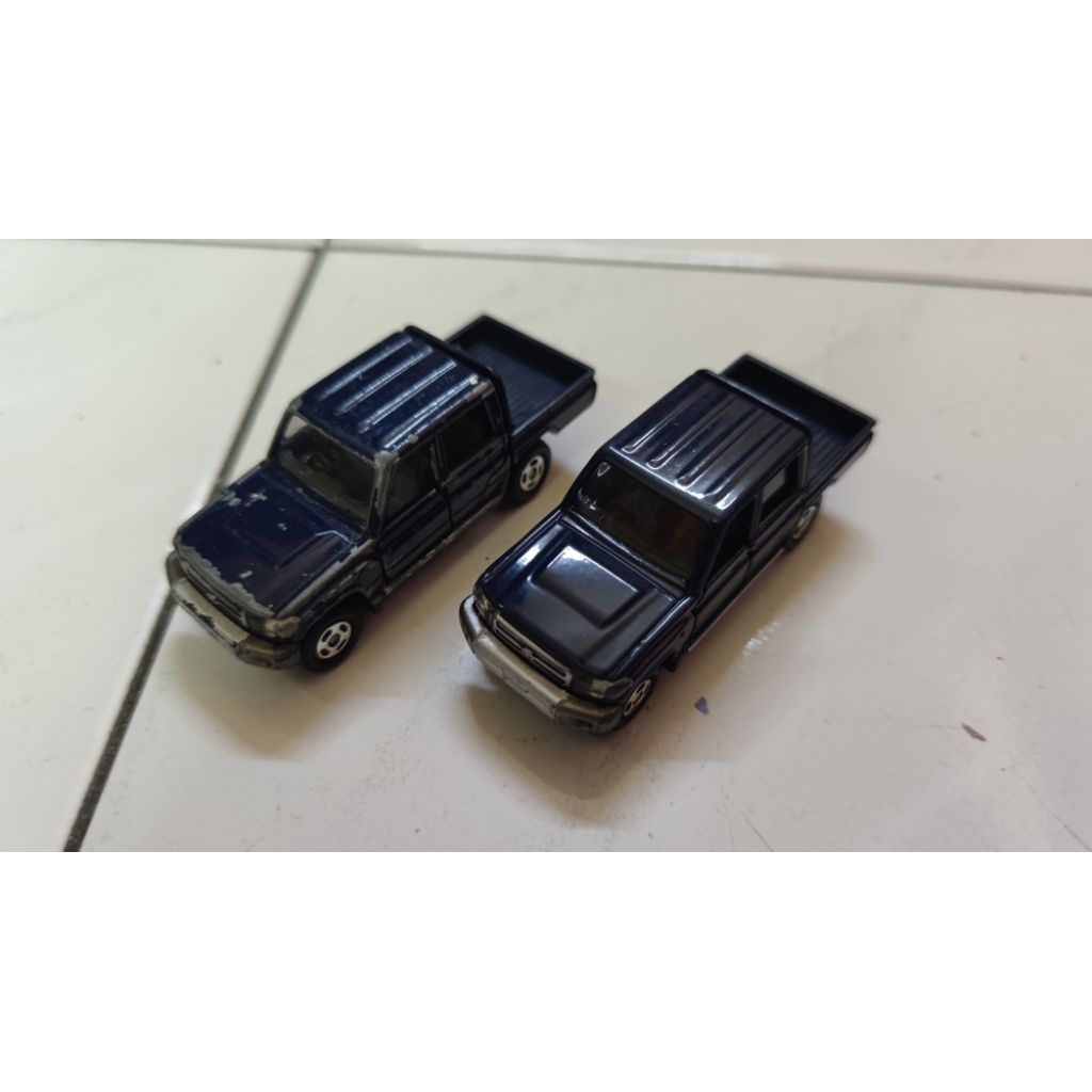 Takara tomy tomica toyota land cruiser 70 suv pickup 4wd awd