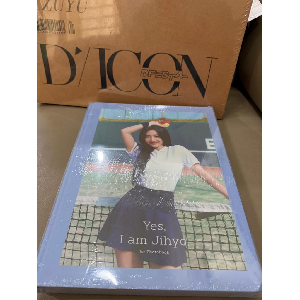 TWICE JIHYO YES I AM JIHYO PHOTOBOOK อย่างเป็นทางการ