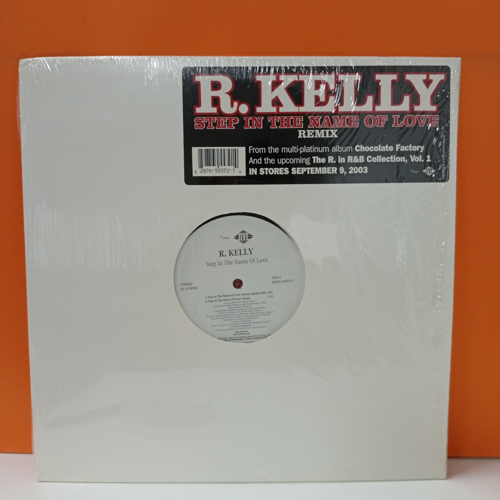 RR56-39 LP TERPAKAI [ R. KELLY – STEP IN THE NAME OF LOVE ] แผ่นเสียงที่ใช้แล้ว < NM >