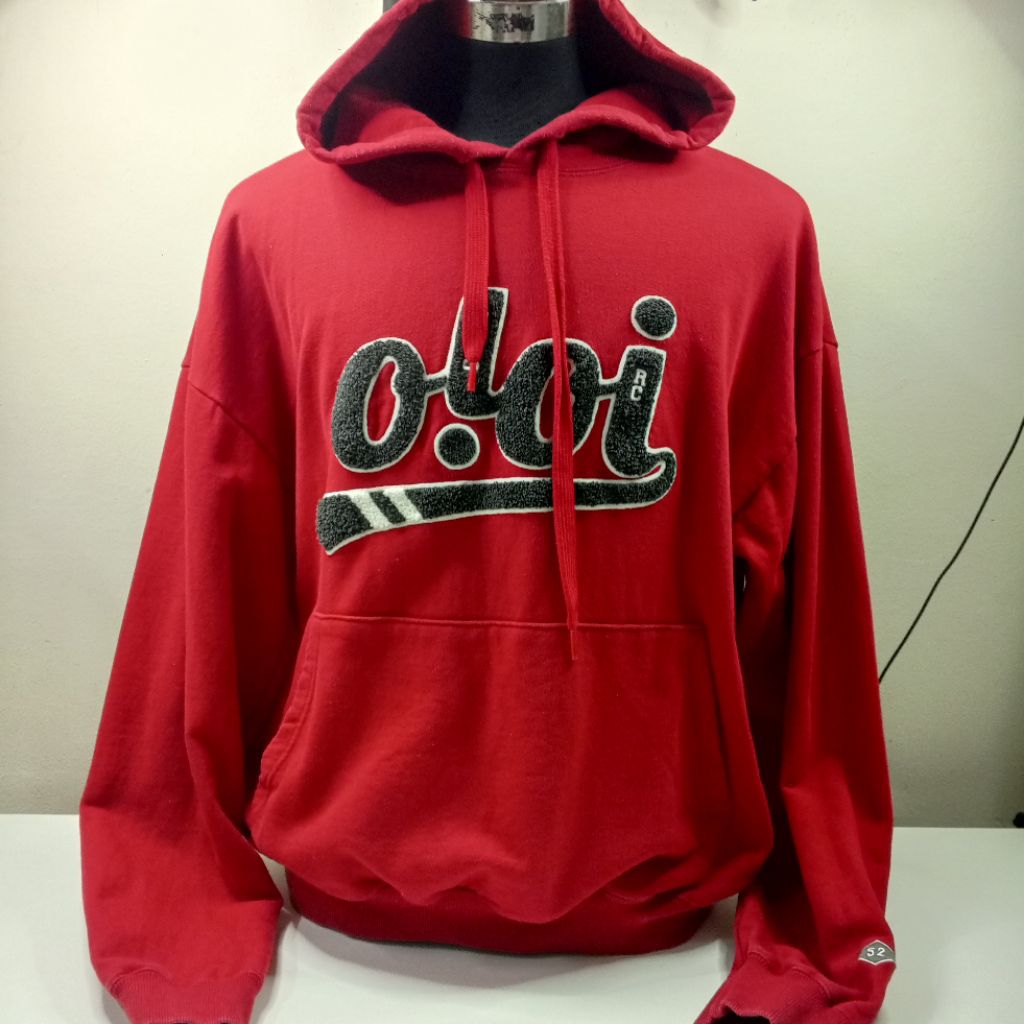 5252 by OiOiOi เสื้อฮู้ดสีแดง (26/28)