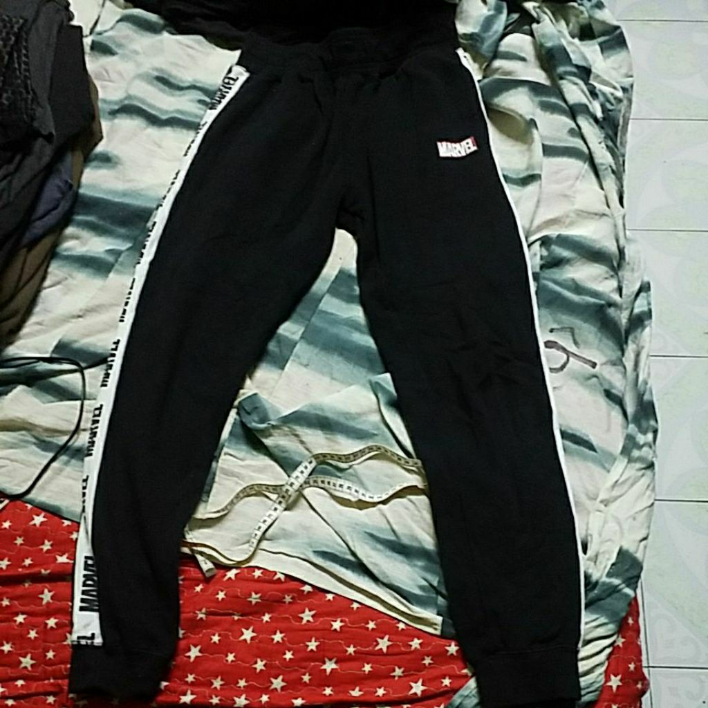 MARVEL SWEATPANT JOGGER SIZE M 26 34X38 INCH