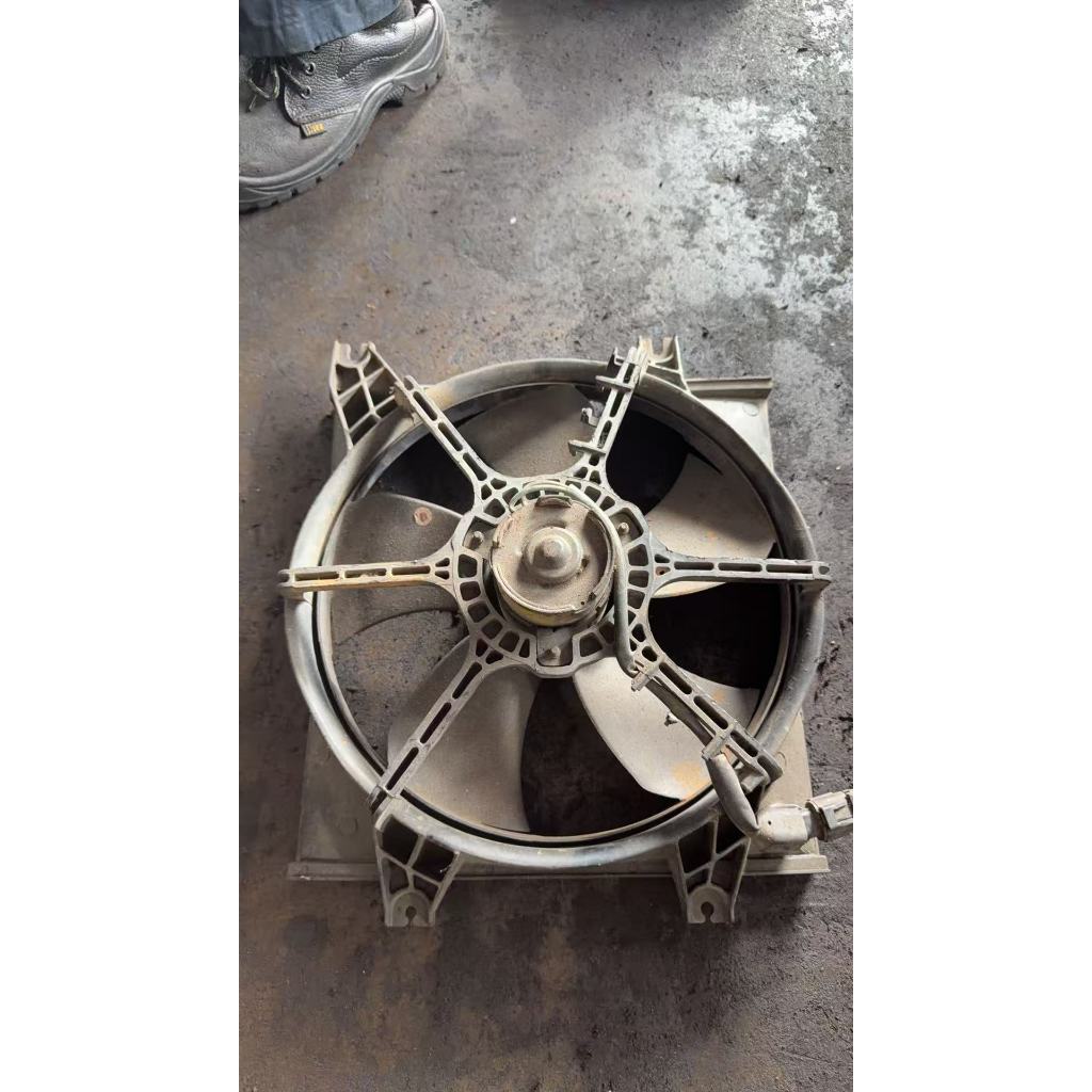 มอเตอร์พัดลมหม้อน้ํา Hyundai Accent พร้อมฝาปิด Hyundai Accent (USED HALFCUT)