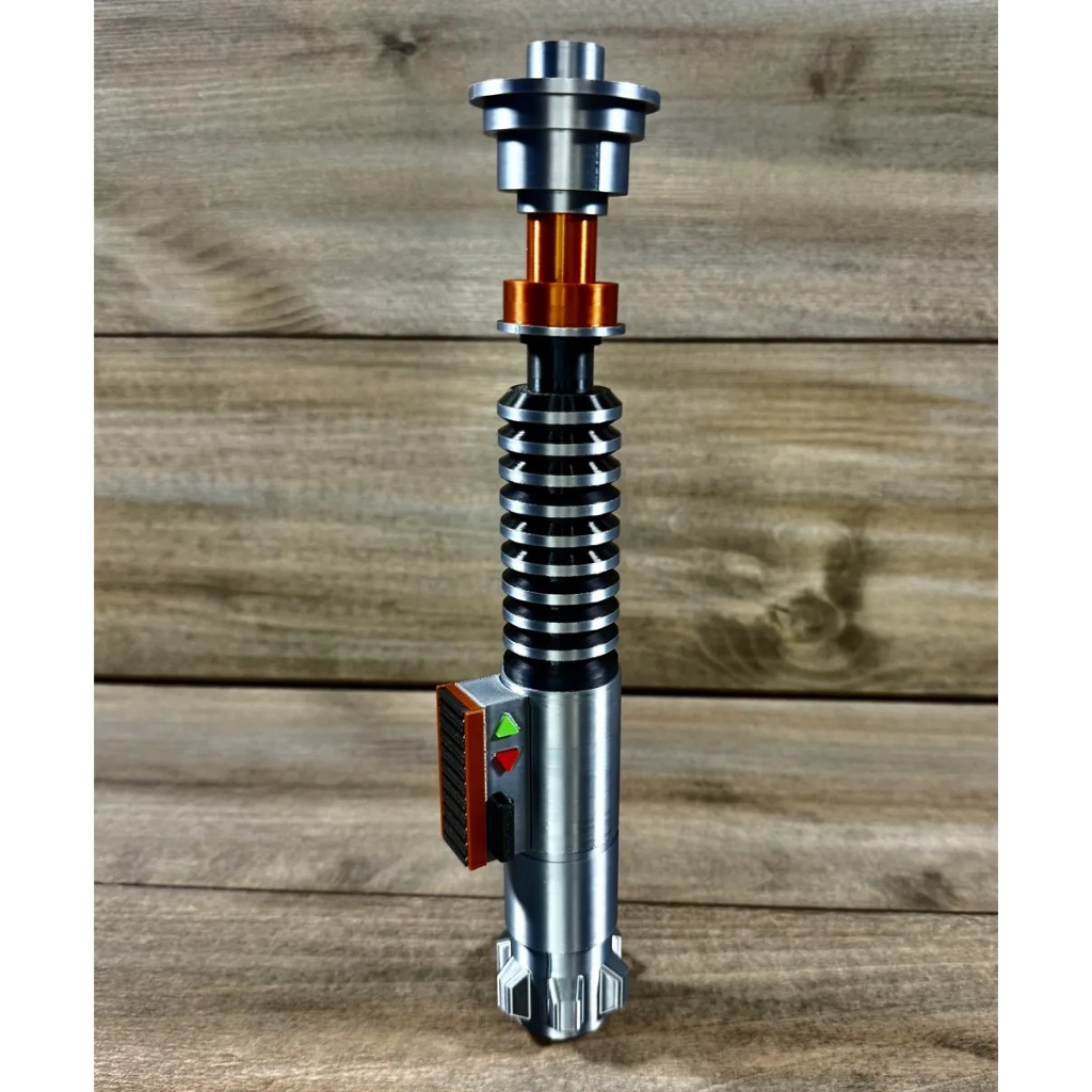 Lightsaber ของ Luke Skywalker โดย Harace Protoworks