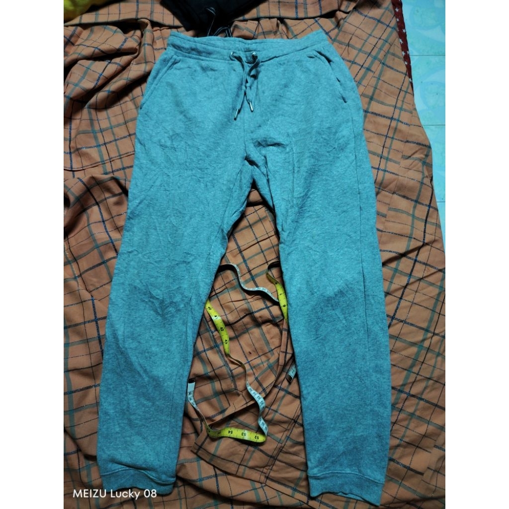 GU SWEATPANT JOGGER SIZE M 28 33X38 นิ้ว