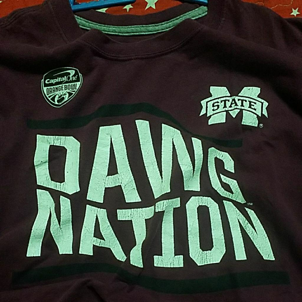 เสื้อ DAWG NATION SIZE 22X28 INCH