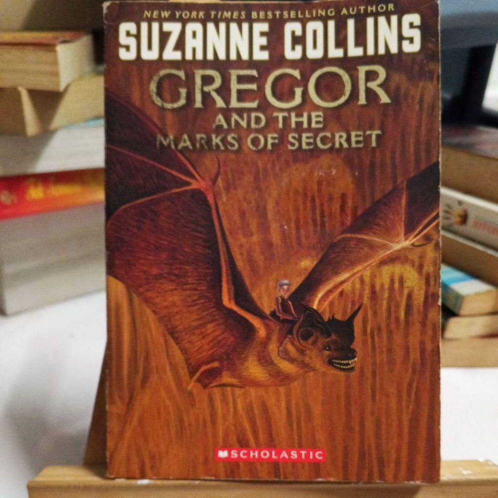 GREGOR และเครื่องหมายแห่งความลับ